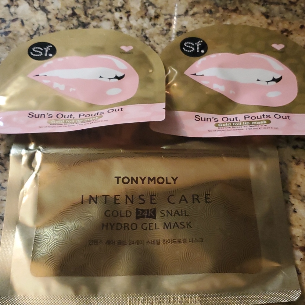 Golf foil face mask Tonymoly  and 2 lip masks SF